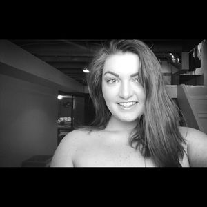 Meet your Posher, Celine